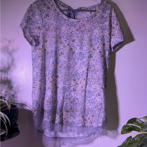 LC Lauren Conrad Tops - LC Lauren Conrad Floral Short Sleeve Top - Lavender and Pink